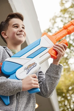 NERF Super Soaker Twister Water Blaster Hero Figure
