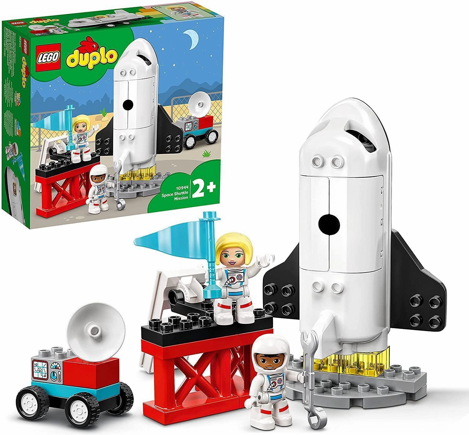 Rustic style Battle Reenactment LEGO DUPLO 10944 Town Space Shuttle Mission