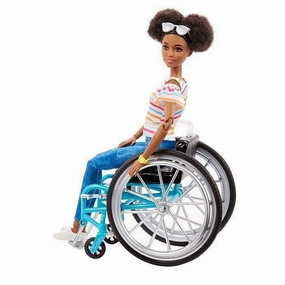 Mainstream Appeal Barbie GGV48 Fashionistas Doll #133