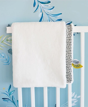 Doudou et Compagnie Baby White Blanket Douceur Yoca the Koala Creepy Party Ghostly Masks